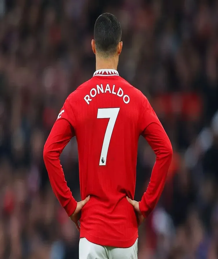 Khám Phá Kỹ Thuật Lừa Bóng Của Ronaldo Và Cách Áp Dụng 2  Khám Phá Kỹ Thuật Lừa Bóng Của Ronaldo Và Cách Áp Dụng